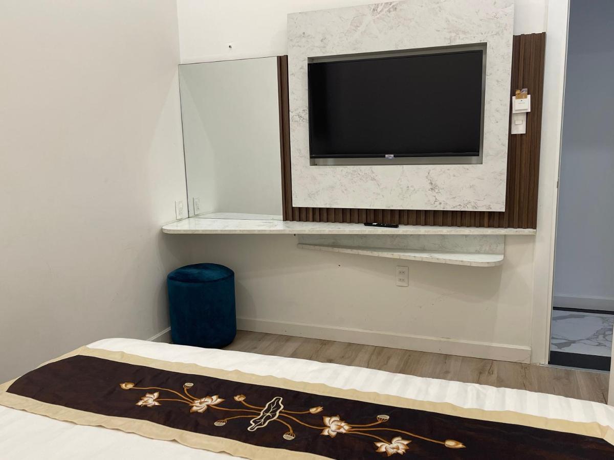 The White Hotel 달랏 외부 사진