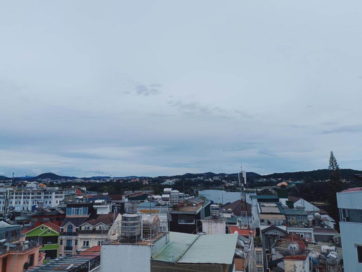 The White Hotel 달랏 외부 사진